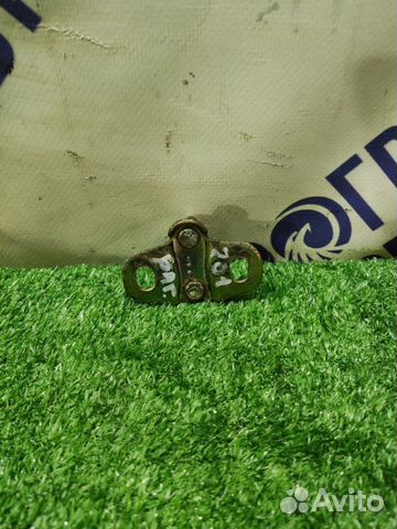 Ответная часть замка багажника Mitsubishi Lancer 9