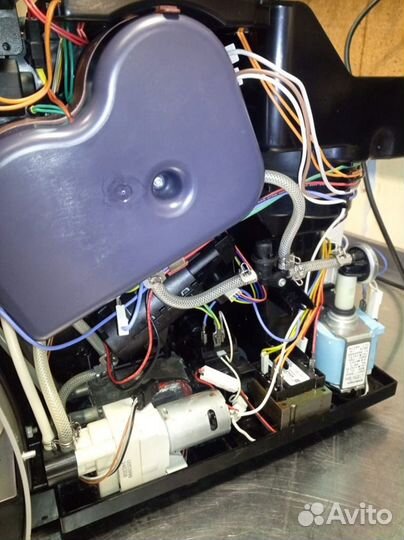 Ремонт кофемашин, кофеварок. Чистка кофемашин