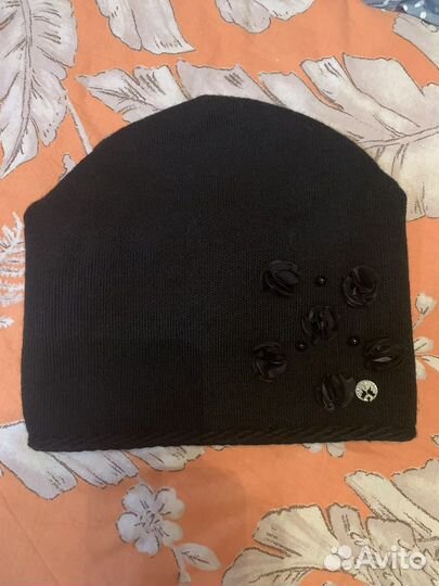 Шапка женская осенняя новая