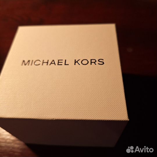 Часы наручные женские michael kors