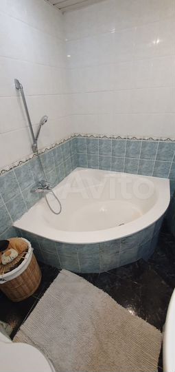 3-к. квартира, 64 м², 8/9 эт.