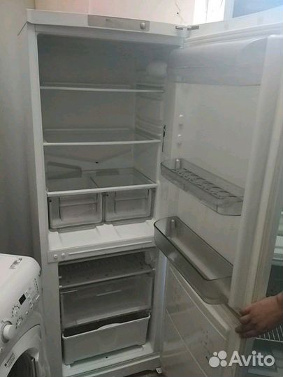 Холодильник hotpoint-ariston