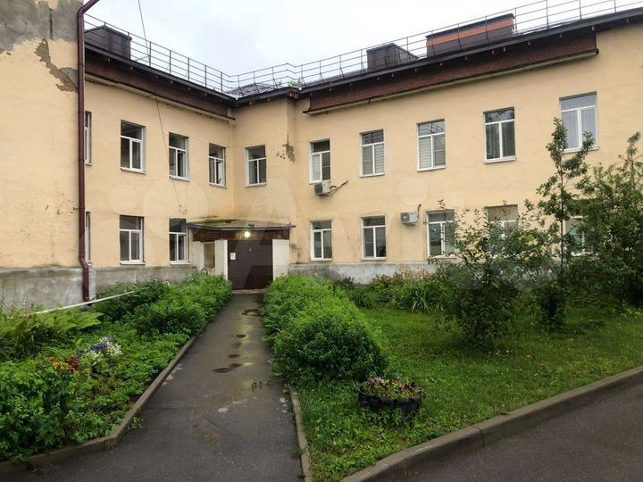 2-к. квартира, 56 м², 2/2 эт.