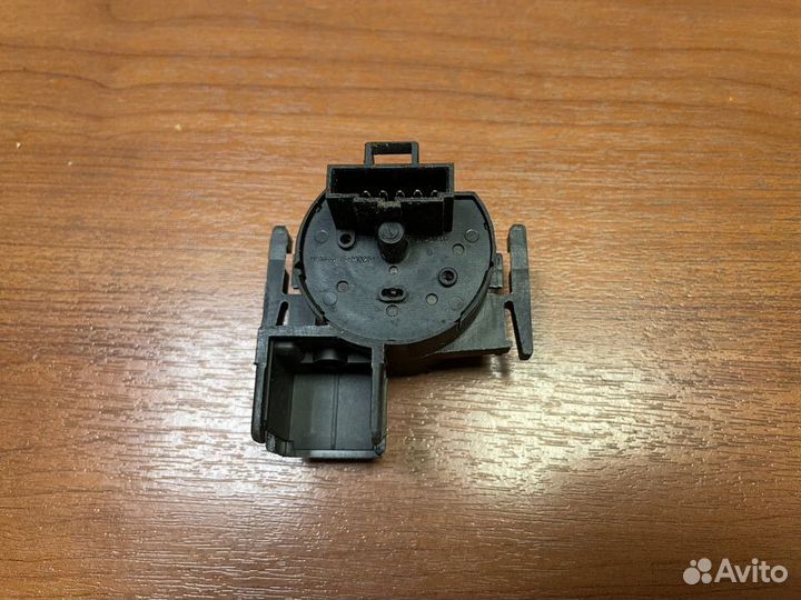 Контактная группа замка зажигания Opel Meriva A