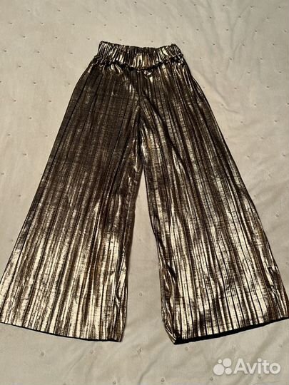 Кофта для девочки с пайетками