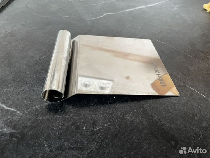 Кондитерский шпатель металлический