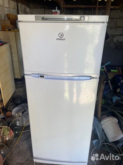 Холодильник