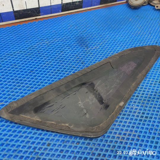 Стекло боковое заднее левое Ваз 2110 124 2005