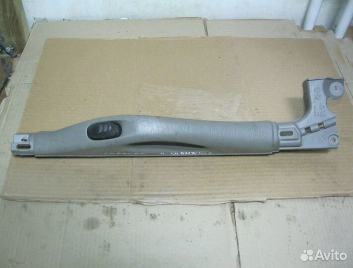 Ручка двери сдвижной внутренняя прав. Dodge Carava