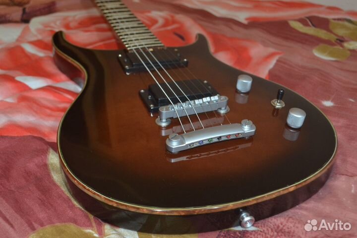 Электрогитара