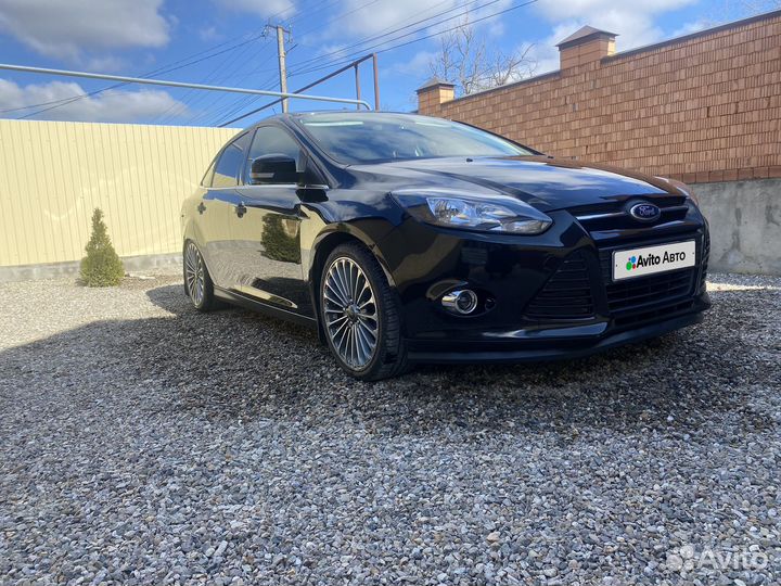 Ford Focus 2.0 МТ, 2013, 200 000 км