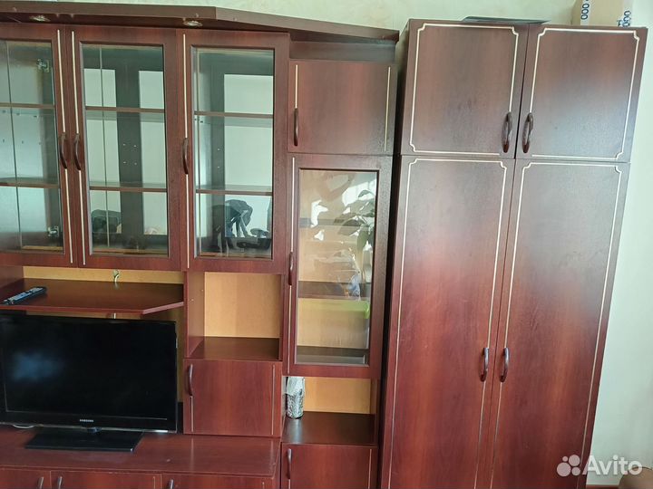 Стенка в гостиную со шкафом