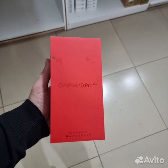 OnePlus 10 pro, 8/128 ГБ