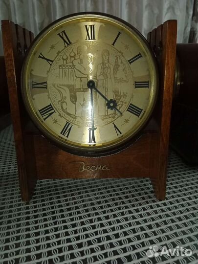 Часы настольные