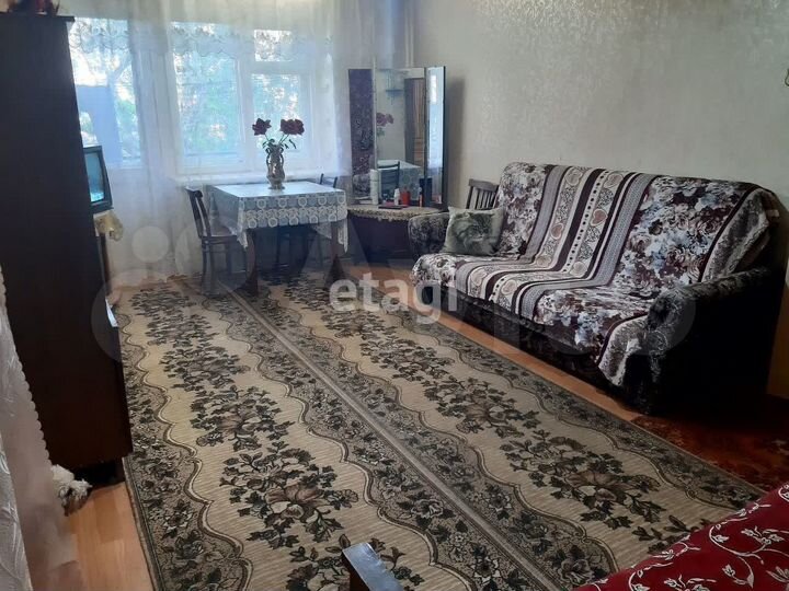 2-к. квартира, 50 м², 4/4 эт.