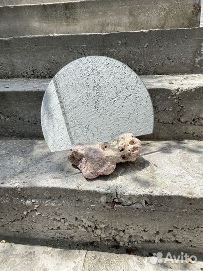 Зеркало в камне