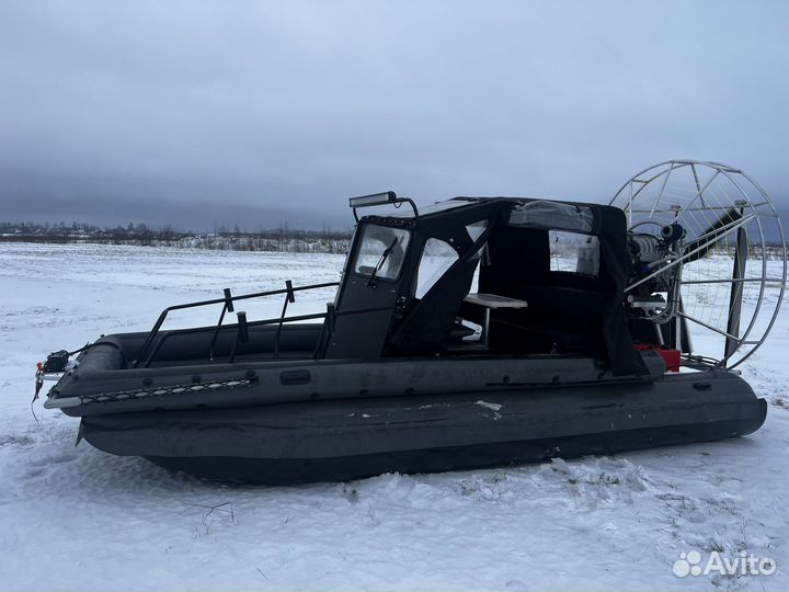 Аэролодка Бриз 550 Honda -200 л.с