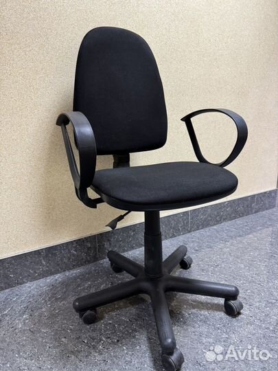 Компьютерное кресло