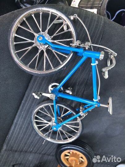 Игрушка велосипед