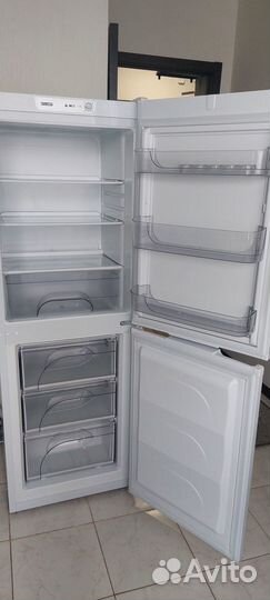 Холодильник 2камерный Атлант бу