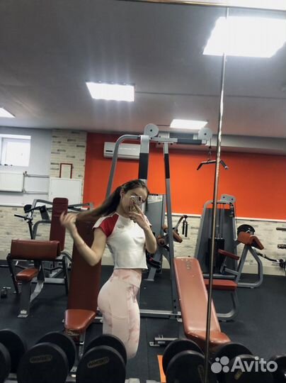 Фитнес-групповые и индивидуальные тренировки