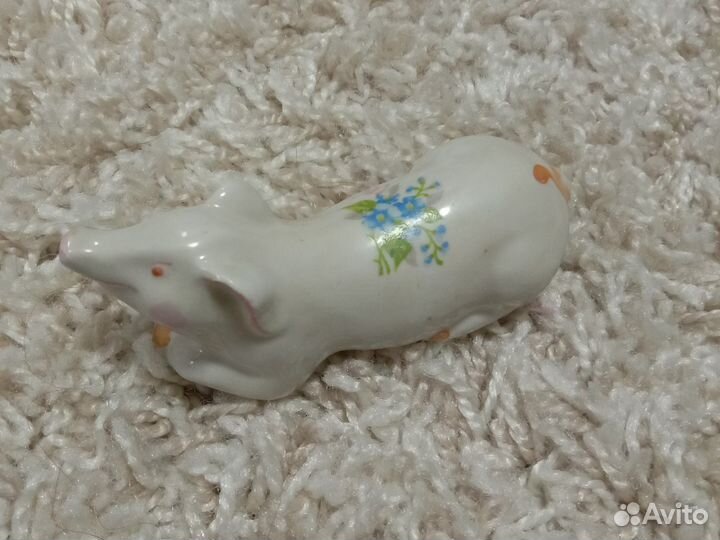 Фарфоровые статуэтки