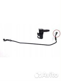 Штуцер обогрева корпуса дросселя от термостата