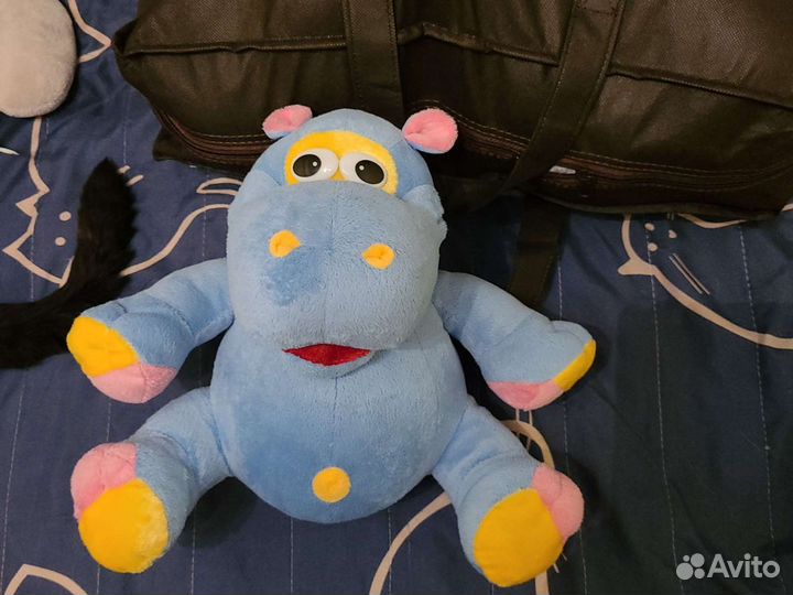 Мягкая игрушка бегемот