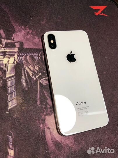 iPhone Xs, 64 ГБ
