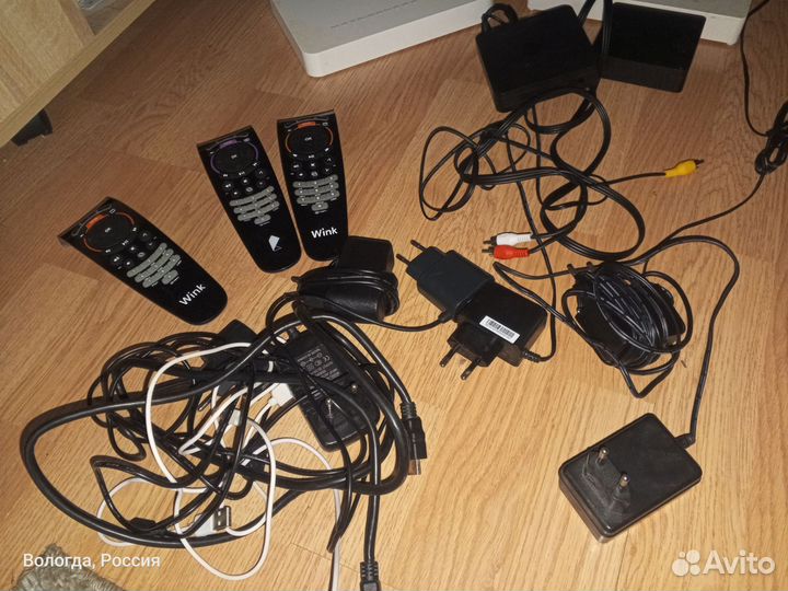 Пульты, роутеры и ещё что то