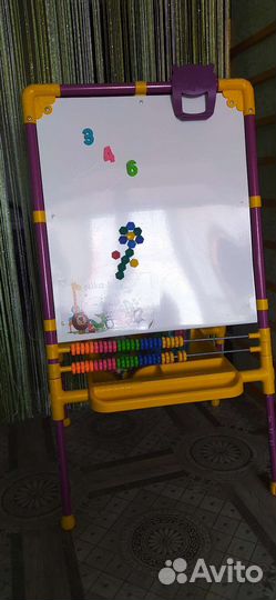 Доска мольберт для развития ребенка