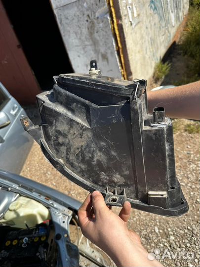 Фара от приоры