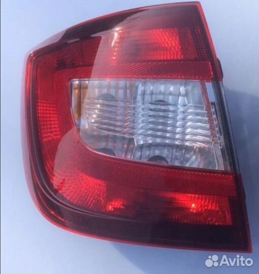 Rapid Фонарь заднийвнешний левый (Китай)