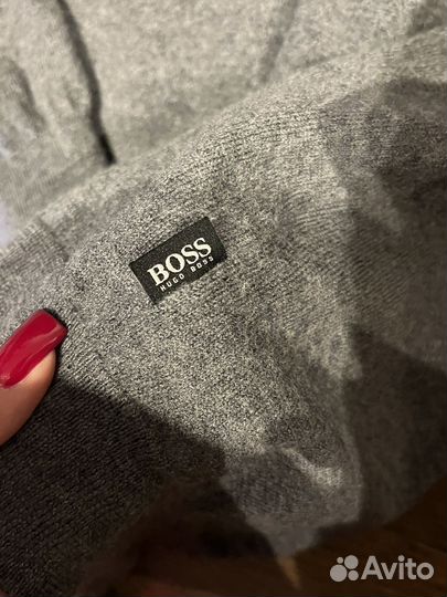 Hugo Boss джемпер