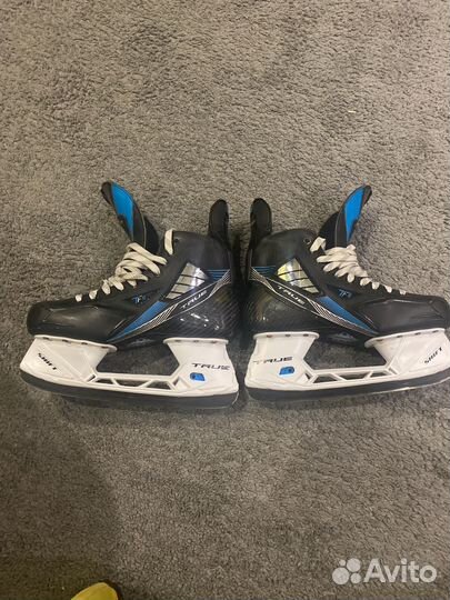 Коньки хоккейные True TF9 (Размер 8.5R)