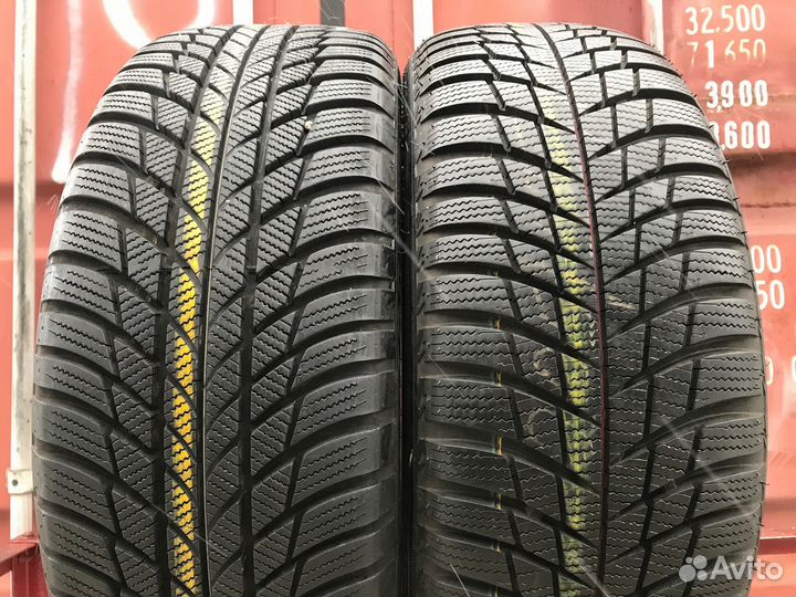 Bridgestone Blizzak LM-001 205/55 R17