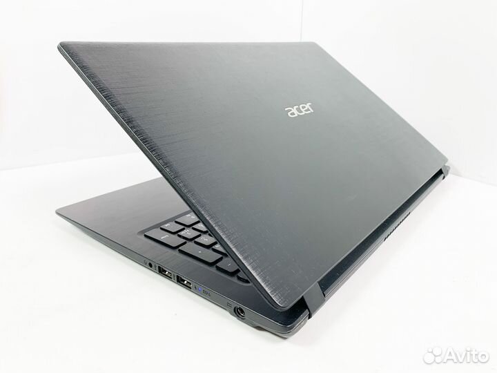 Ноутбука Acer i3/8Gb/SSD256Gb