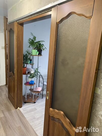 Двери межкомнатные с коробкой деревянные