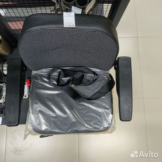 Сиденье в сборе 744Р.68.00.000