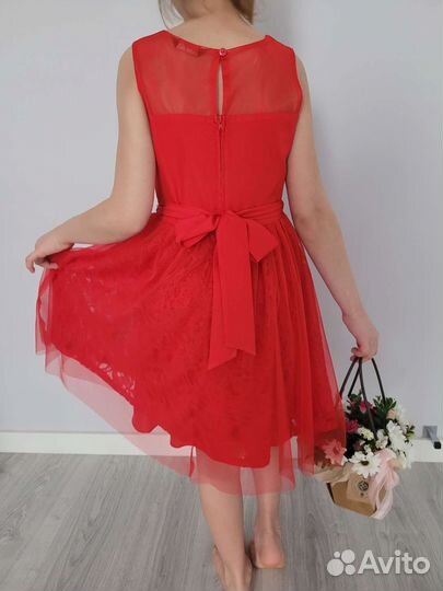 Платье для девочки 140