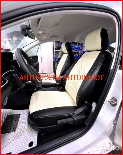 Чехлы Автопилот Volkswagen Polo 5 Sd из экокожи