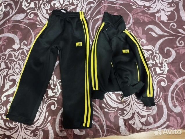 Спортивный костюм