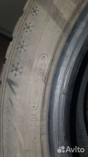 Dunlop SP Winter Ice 02 205/55 R16 и 225/55 R16 94T