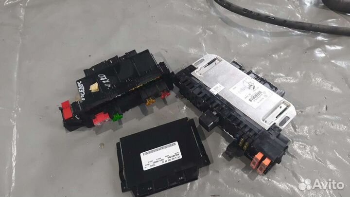 Блок предохранителей Mercedes w220