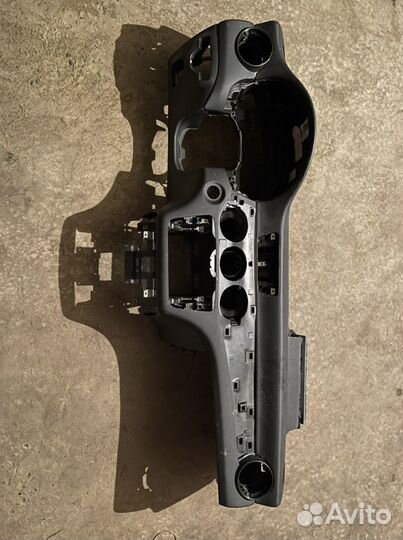 Панель приборов на mercedes