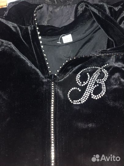 Костюм женские для спорта 68 размер