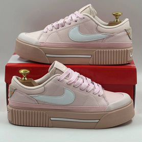 Корт в ритме: Nike Legacy