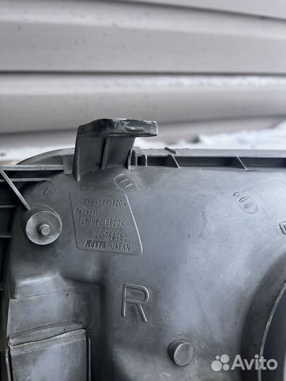 Фара toyota crown JZS151 R