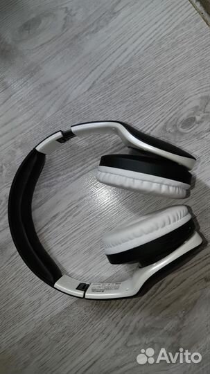 Беспроводные наушники