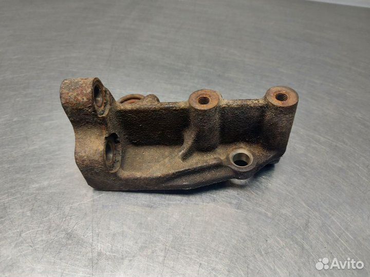 Кронштейн раздатки передний Mazda Cx-7 ER L3-VDT